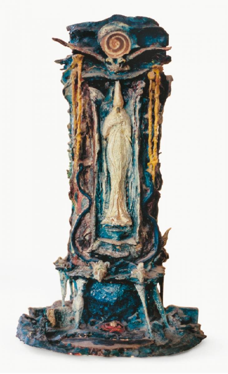Osirisstele, 1973, bemalter Ton, Höhe: 50 cm